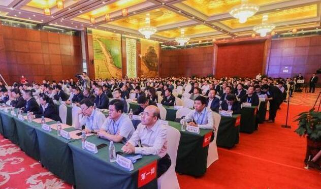 榆陽區(qū)煤炭公司應(yīng)邀參加2018中國榆林煤炭、蘭炭暨能化裝備簽約訂貨會(huì)